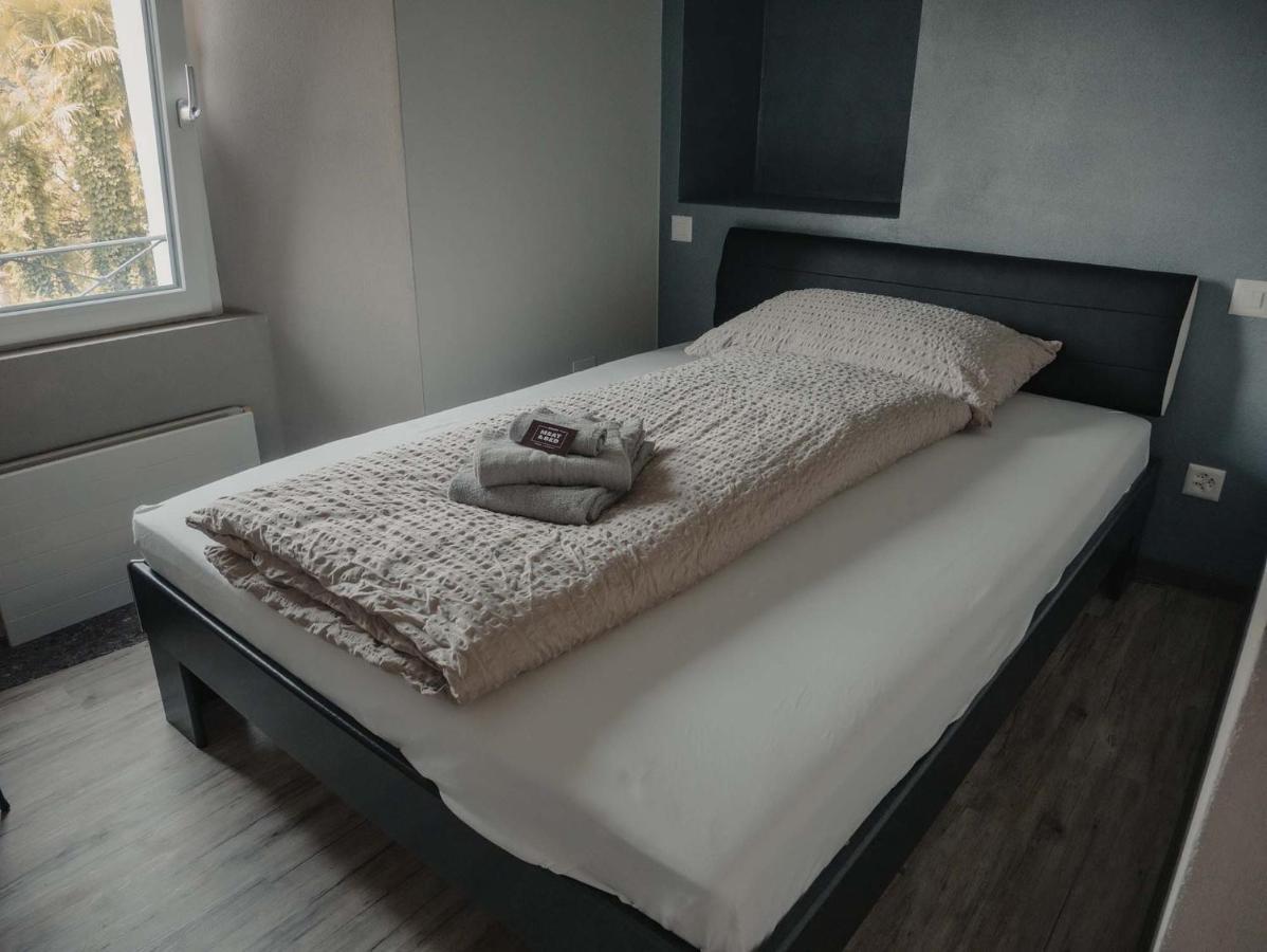 Bed and Breakfast Stalder Meat & Bed Muralto Esterno foto
